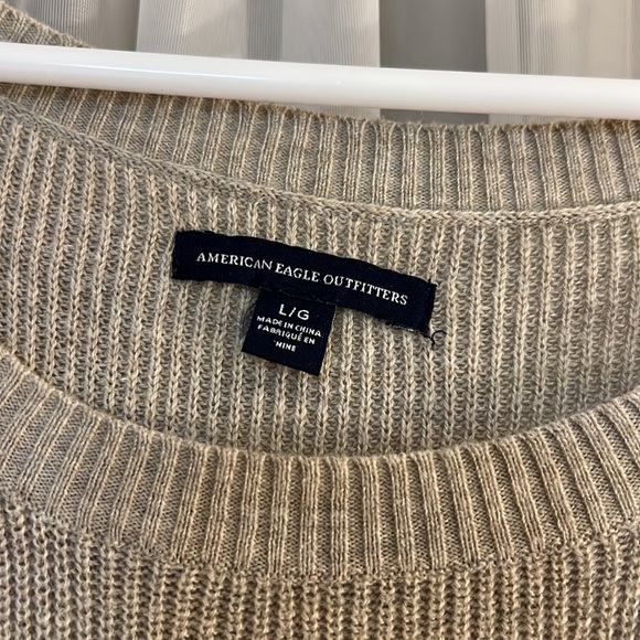 Tan American eagle sweater size large - Picture 2 of 2